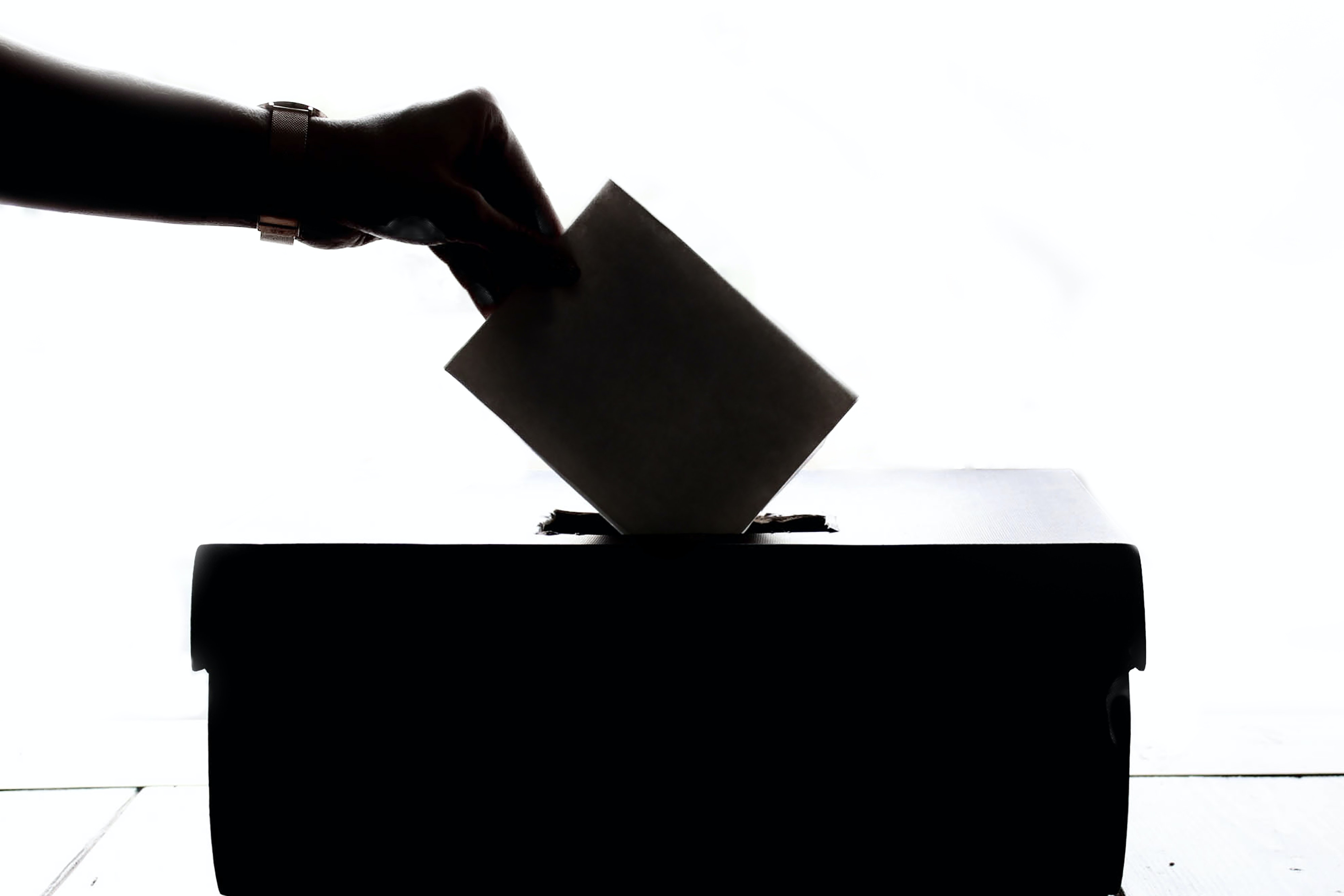 Salario mínimo aparecerá en boleta electoral de Nebraska - Telemundo  Nebraska