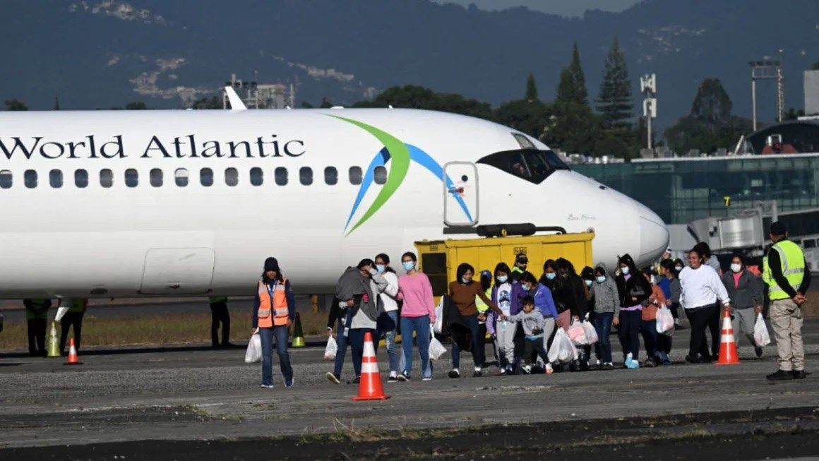 Llegan a Guatemala últimos vuelos de 2024 con deportados por EE.UU.