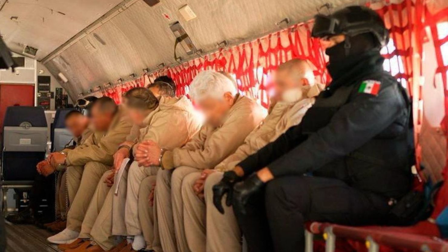 México dice que envío de 29 presuntos narcotraficantes respondió a "solicitud bien fundada" de EE.UU.