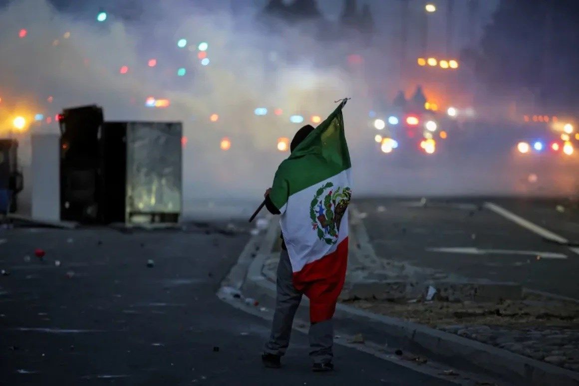 Sheinbaum pide que los procedimientos migratorios sean "respetuosos" tras redadas en Los Ángeles