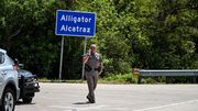 Algunos inmigrantes detenidos en “Alligator Alcatraz” están en huelga de hambre